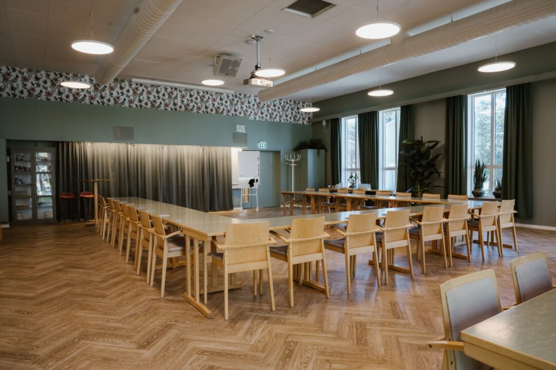 Svenska Möten